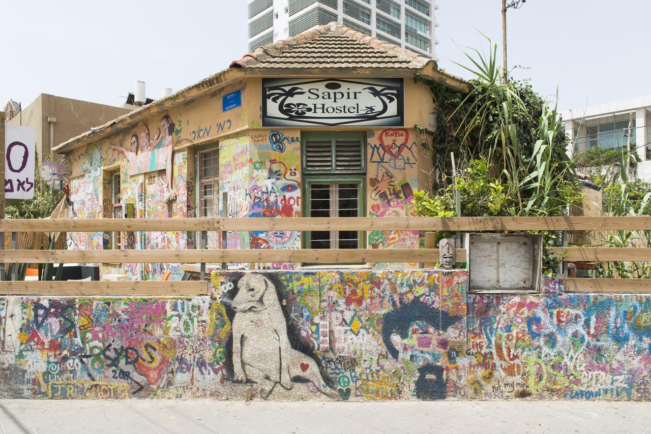 Sapir Hostel (Adults Only) Tel Aviv Bagian luar foto