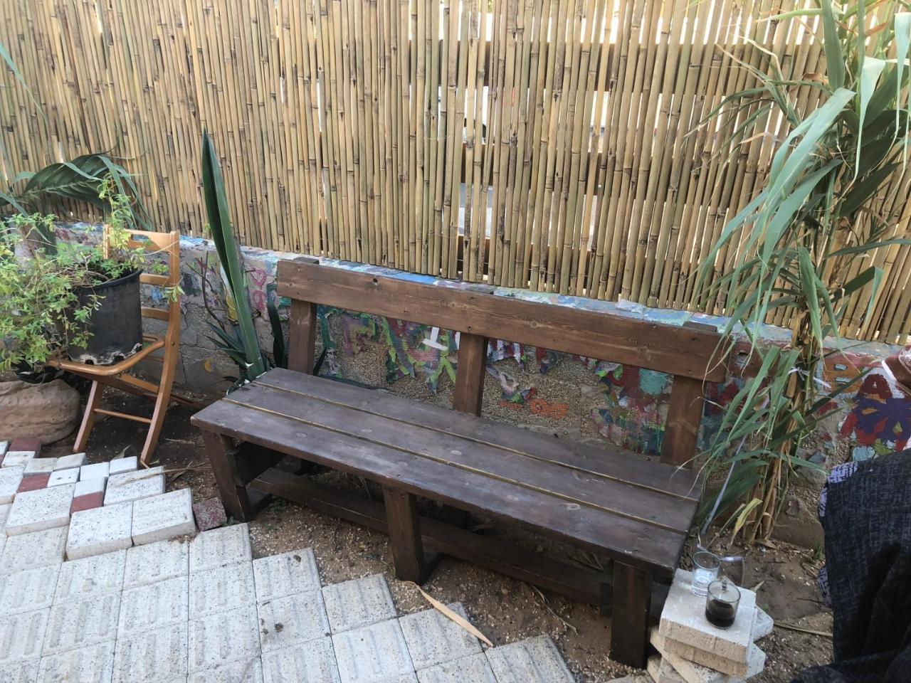 Sapir Hostel (Adults Only) Tel Aviv Bagian luar foto