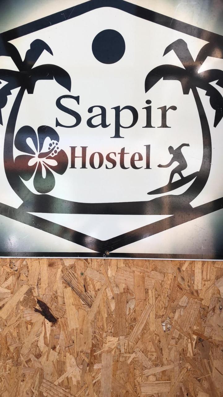 Sapir Hostel (Adults Only) Tel Aviv Bagian luar foto